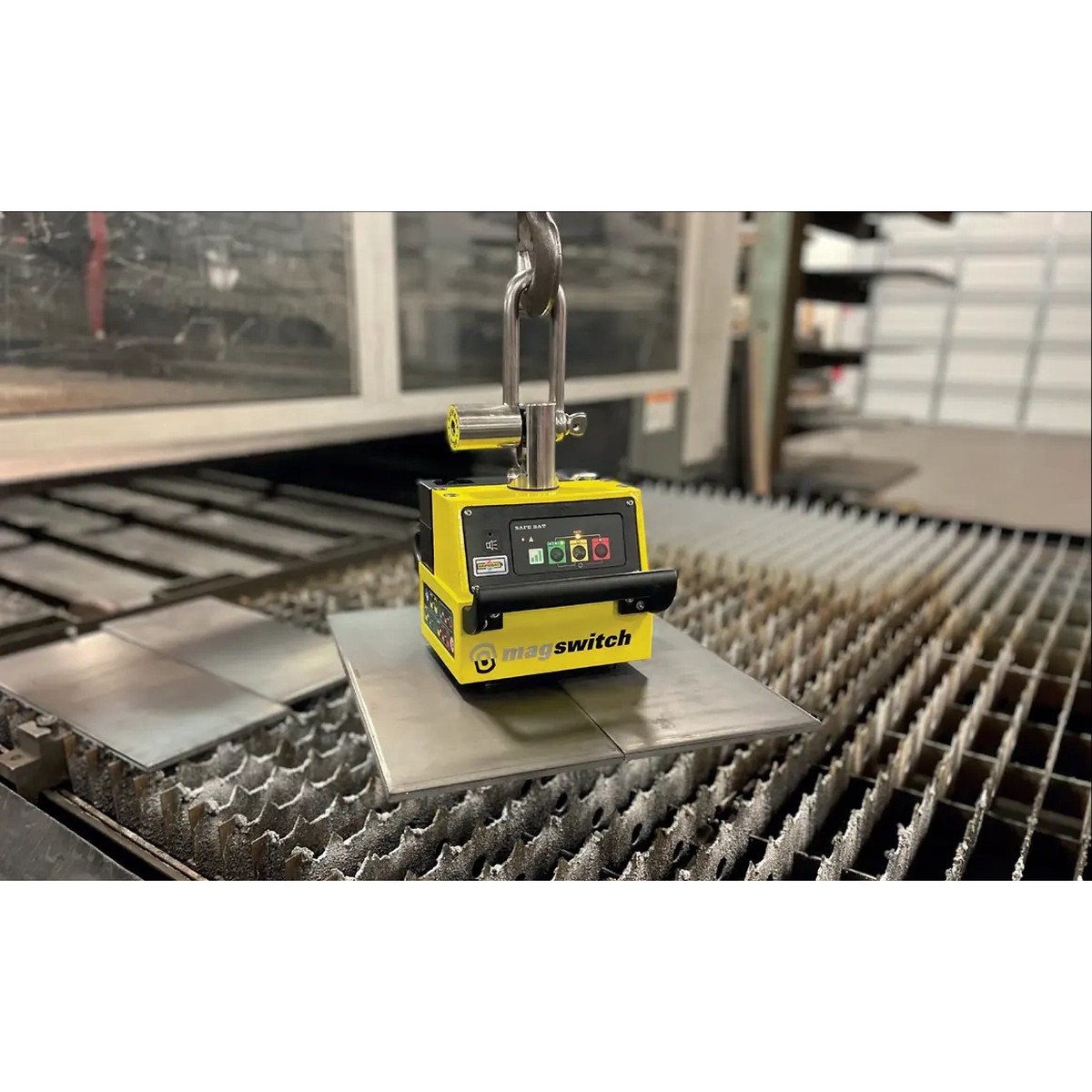 (CE) 1100 - 8140977
