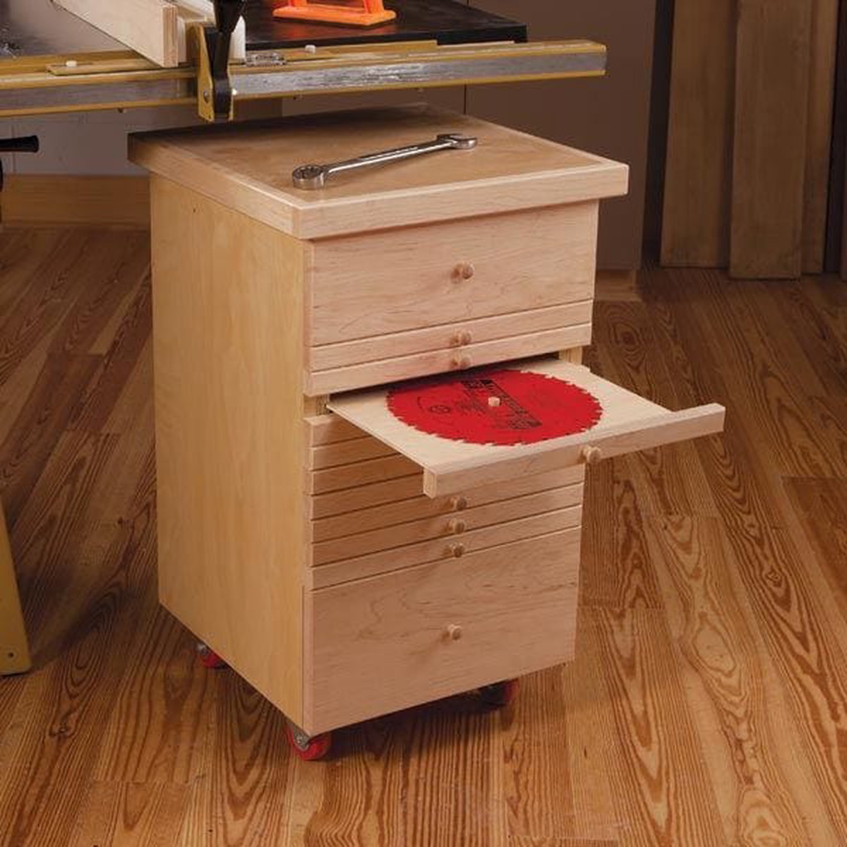 Tablesaw Accessory Cabinet - Downloadable Plan