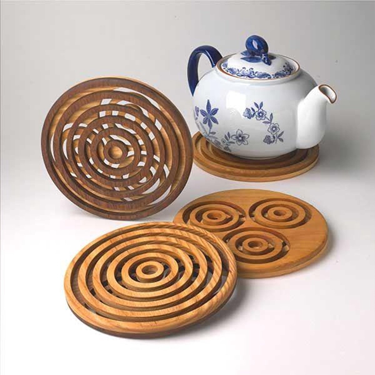 Downloadable Woodworking Project Plan to Build Trivet Pursuit