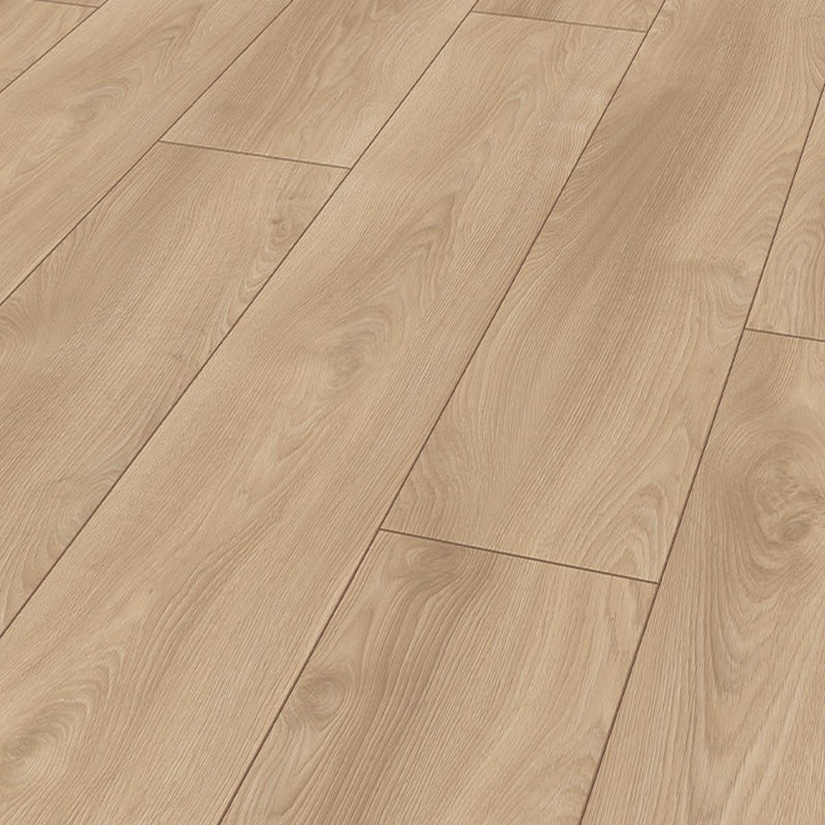 10Mm Mammut Plus 4V Macro Oak Light - 18M2 Pk - Ac5 - Er Surface Finish - 10 X 244 X 1845Mm