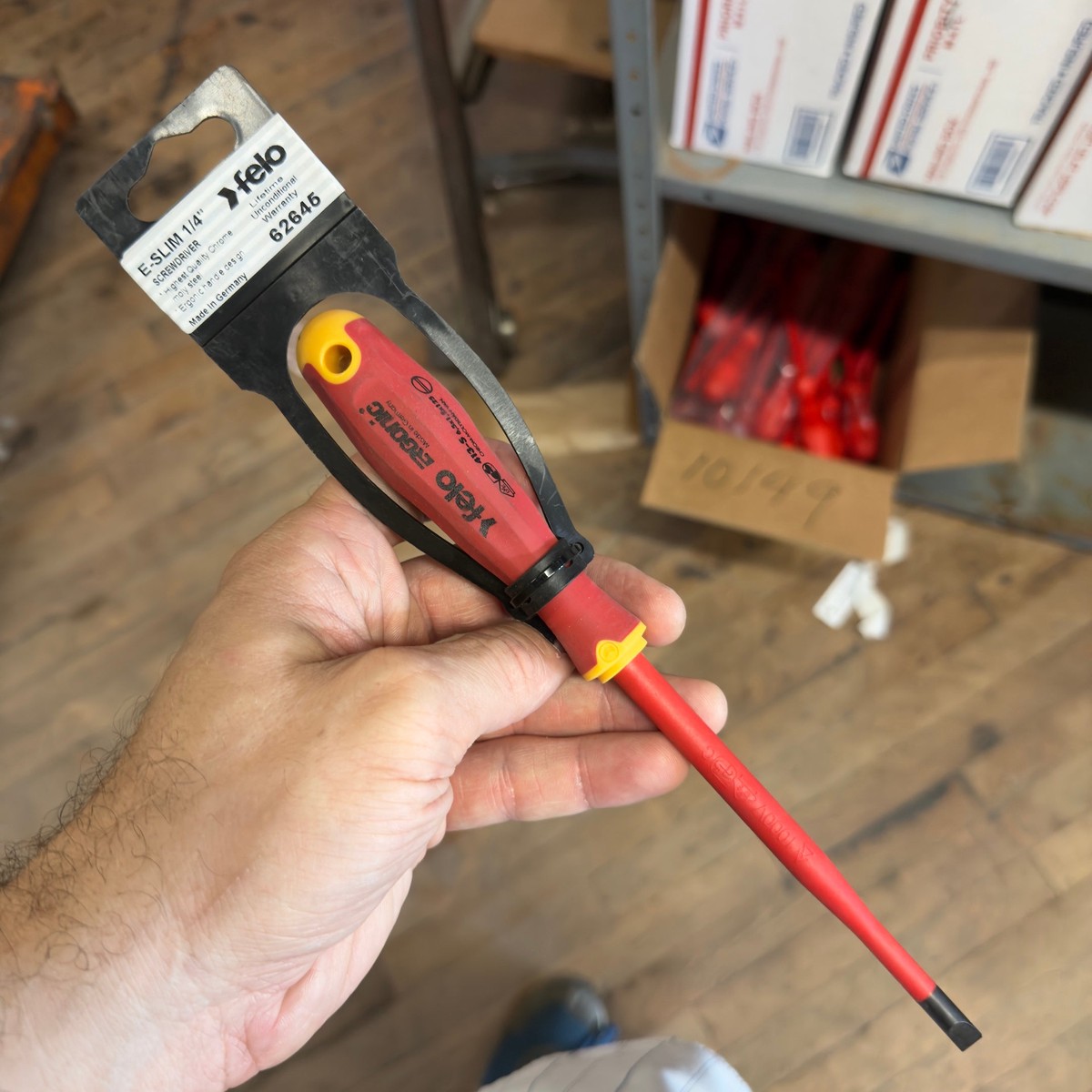 Felo E-slim Insulated Slotted 14 Flat Blade Ergonic VDE Screwdriver (62645)