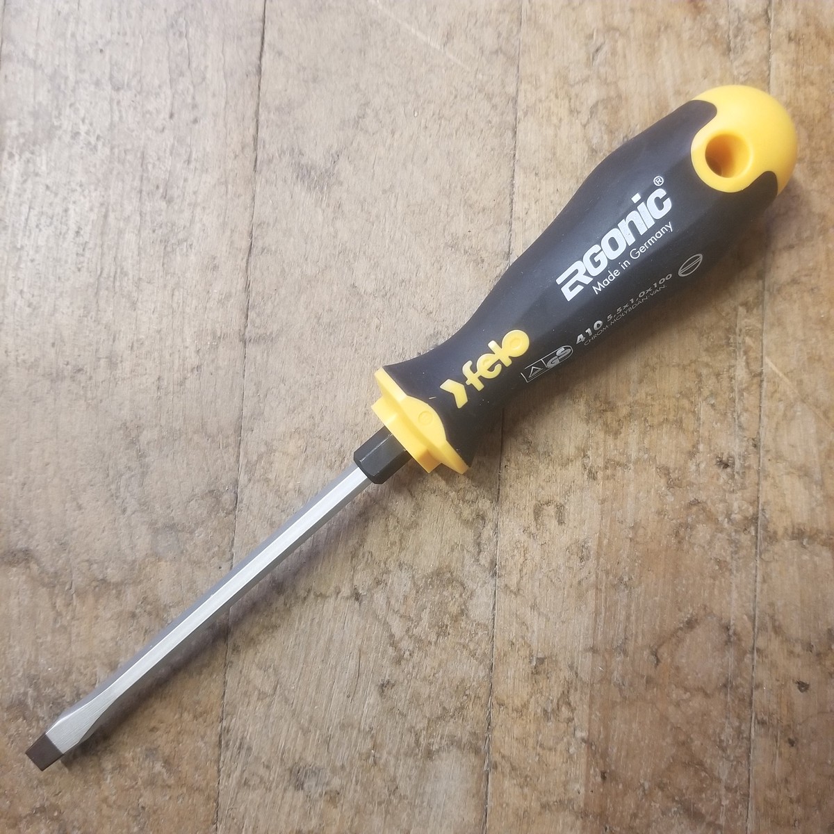 Felo Ergonic 532 x 3 78 Slotted Screwdriver w Hex Bolster (52785)
